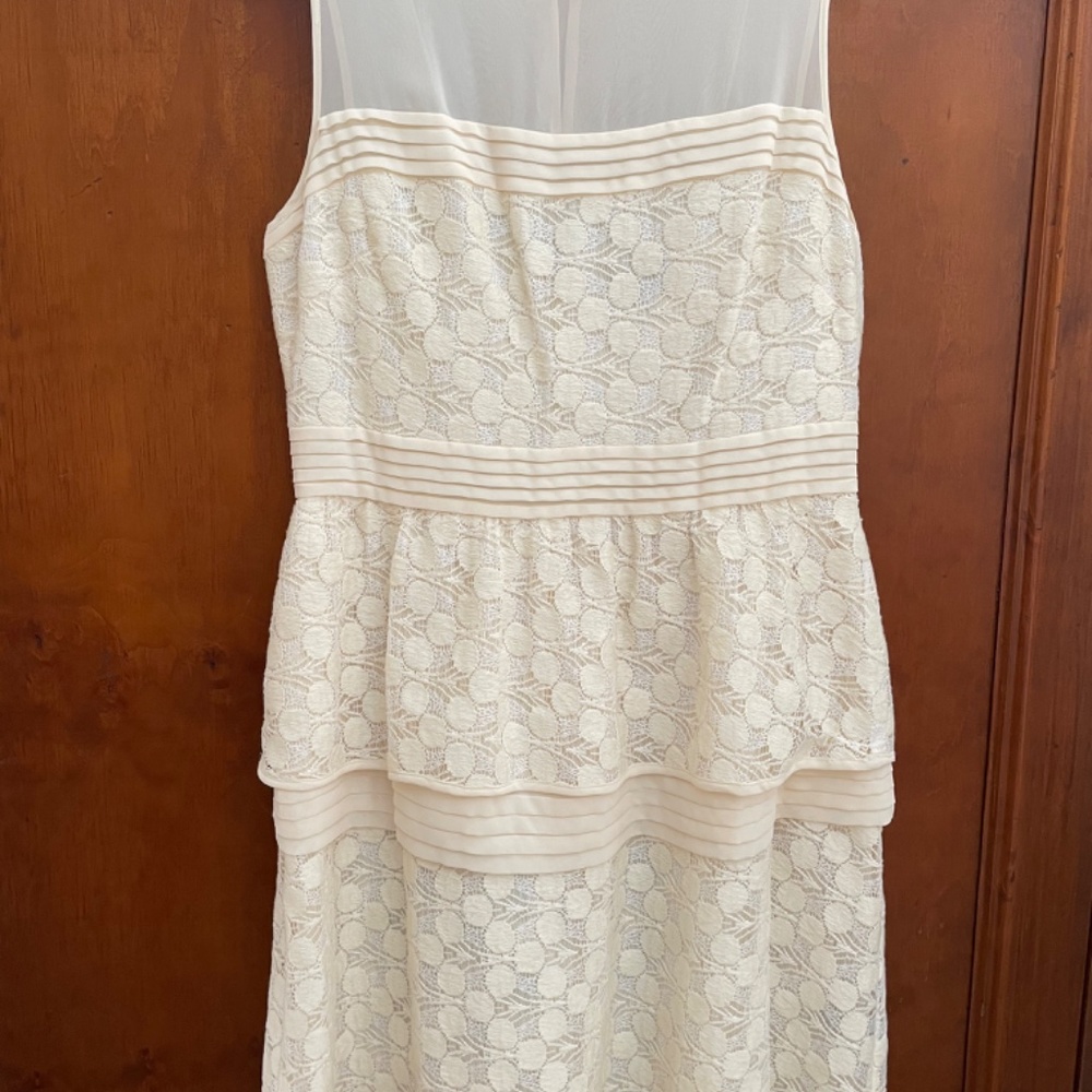 Dress - Picture 2 of 3